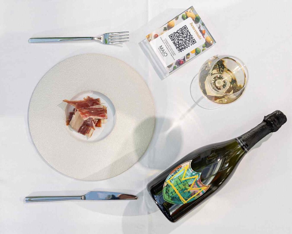 DAL 5 AL 18 NOVEMBRE, LE VETRINE DI RINASCENTE MILANO SI VESTONO DI ARTE CON L’OMAGGIO DI DOM PÉRIGNON A JEAN-MICHEL BASQUIAT